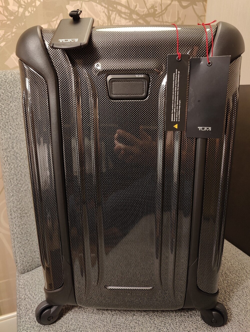 ✨ NWT Tumi Vapor Polycarbonate International Carry On (Graphite) FREE SHIPPING!!